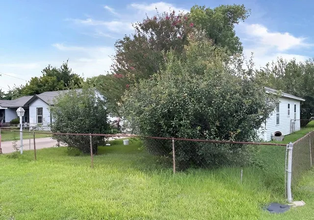 Photo 4 of Single family home for sale at 7543 Touchstone St, Houston, TX 77028 | MLS# 65776020 | Listing updated on 2026-09-09