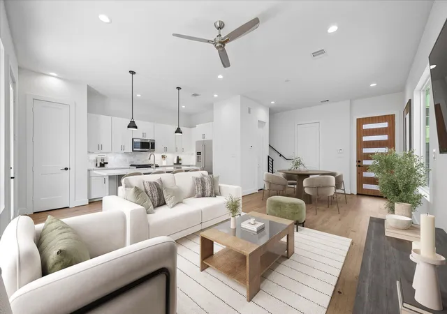 Photo 4 of Single family home for sale at 1832 W Tidwell Rd, Houston, TX 77091 | MLS# 43201972 | Listing updated on 2026-10-07