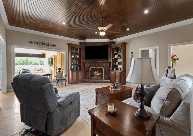 Photo 4 of Single family home for sale at 2118 Canterbury Ct, Deer Park, TX 77536 | MLS# 79576732 | Listing updated on 2026-09-13