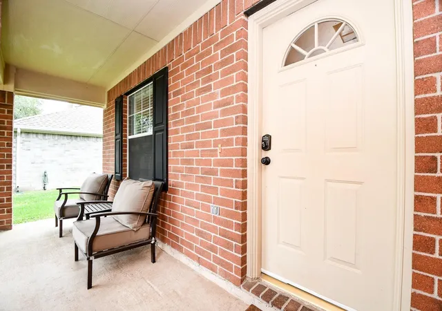Photo 3 of Single family home for sale at 4107 Merlet Dr, Pearland, TX 77584 | MLS# 51527093 | Listing updated on 2026-09-19
