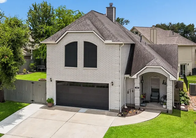 Photo 3 of Sale Pending at 103 Cove Pl, Montgomery, TX 77356 | MLS# 26276782 | Listing updated on 2026-09-16