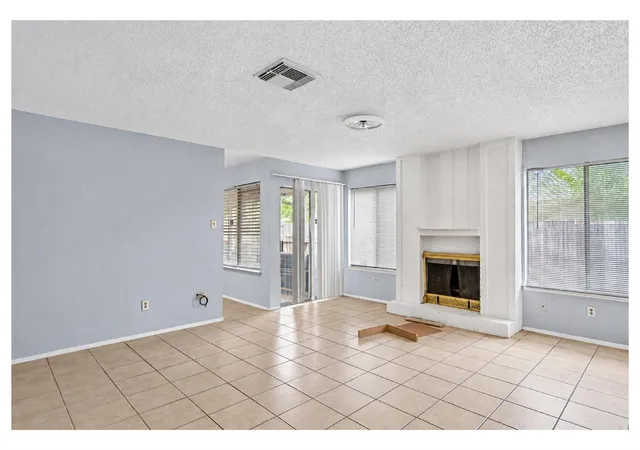 Photo 3 of Sale Pending at 12711 Villawood Ln, Houston, TX 77072 | MLS# 89944163 | Listing updated on 2026-09-20