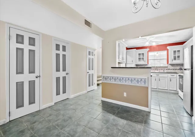 Photo 1 of Townhouse for sale at 1025 Willow Oaks Cir, Pasadena, TX 77506 | MLS# 40585643 | Listing updated on 2026-09-22