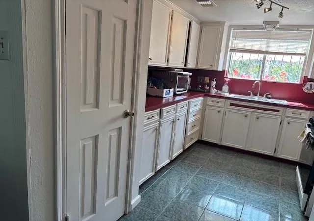 Photo 3 of Single family home for sale at 9718 Debbie Ln, Houston, TX 77038 | MLS# 62958654 | Listing updated on 2026-09-04