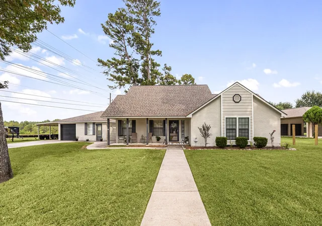 Photo 3 of Single family home for sale at 20014 Fernwood Cir, Humble, TX 77338 | MLS# 47579900 | Listing updated on 2026-09-16