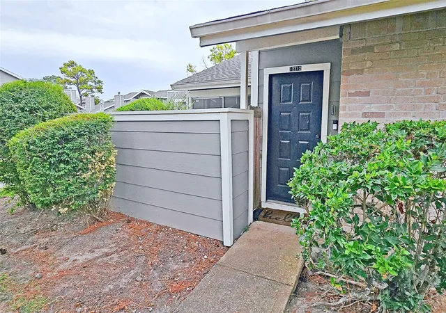 Photo 1 of Condo for sale at 12212 Coppertree Ln #122, Houston, TX 77035 | MLS# 94510883 | Listing updated on 2026-09-16