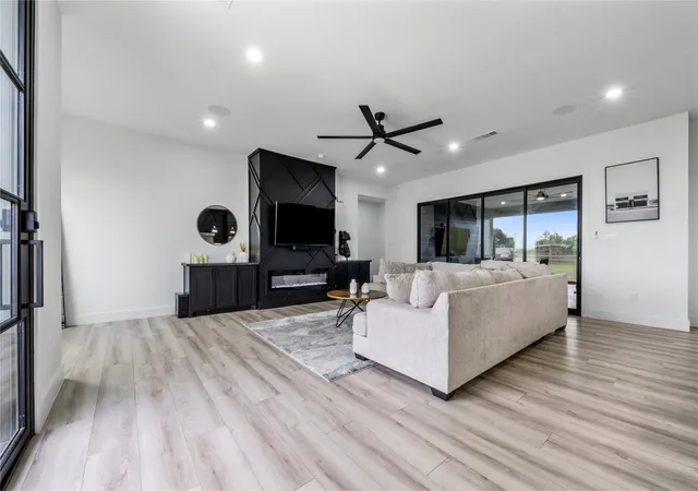 Photo 1 of Single family home for sale at 5119 Sophie Slanksy Way, Sealy, TX 77474 | MLS# 87912635 | Listing updated on 2026-09-11