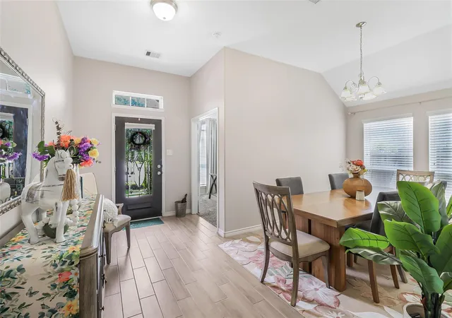 Photo 4 of Single family home for sale at 13806 Kodiak Brown Bear St, Crosby, TX 77532 | MLS# 29832189 | Listing updated on 2026-09-08