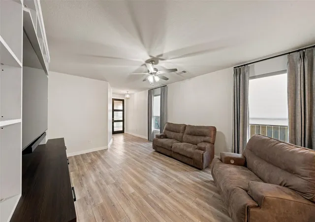 Photo 3 of Single family home for sale at 561 Timber Voyage Ct, Conroe, TX 77304 | MLS# 26815752 | Listing updated on 2026-10-05