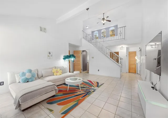 Photo 4 of Single family home for sale at 2010 River Village Dr, Kingwood, TX 77339 | MLS# 61708263 | Listing updated on 2026-10-03