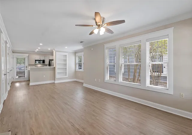 Photo 3 of Sale Pending at 1725 Harvey Mitchell Pkwy S #1112, College Station, TX 77840 | MLS# 15456361 | Listing updated on 2026-09-25