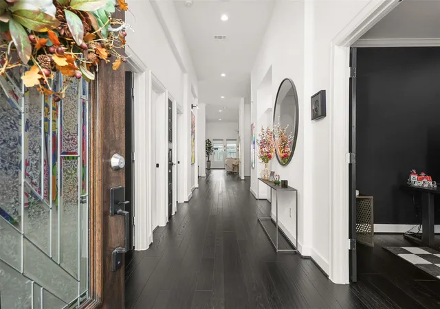 Photo 4 of Single family home for sale at 5515 Elden Trl, Pasadena, TX 77505 | MLS# 87439277 | Listing updated on 2026-09-16