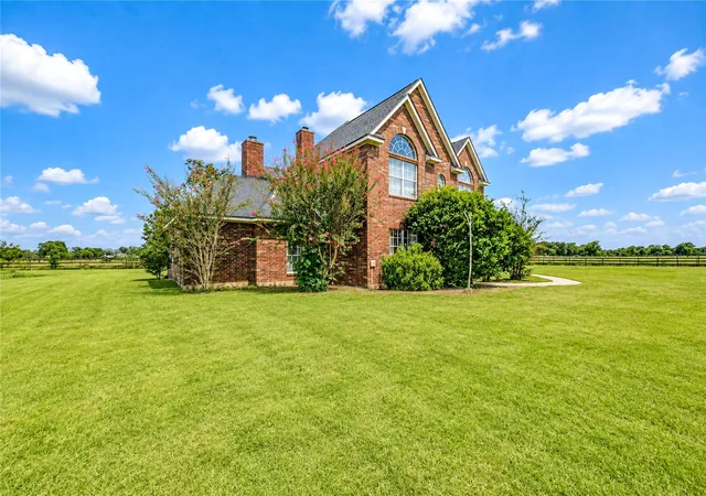 Photo 2 of Single family home for sale at 3235 Blue Grass Dr, Richmond, TX 77406 | MLS# 32092395 | Listing updated on 2026-09-08