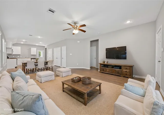 Photo 3 of Single family home for sale at 813 Jefferson Ave, Cleveland, TX 77327 | MLS# 12313104 | Listing updated on 2026-10-23