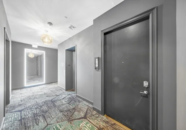 Photo 2 of Condo for sale at 1211 Caroline St #1302, Houston, TX 77002 | MLS# 17431861 | Listing updated on 2026-09-20