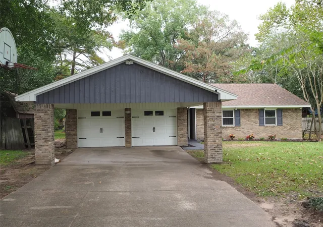 Photo 1 of Single family home for sale at 12519 Woodlake St, Pinehurst, TX 77362 | MLS# 88459752 | Listing updated on 2026-10-06