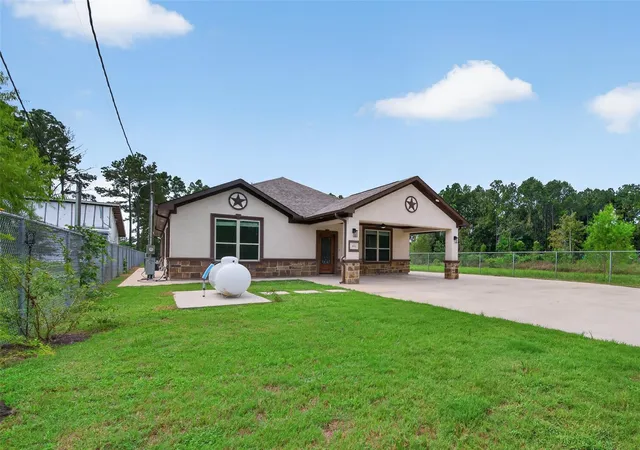 Photo 3 of Single family home for sale at 432 County Rd 3479a, Cleveland, TX 77327 | MLS# 72548343 | Listing updated on 2026-09-24