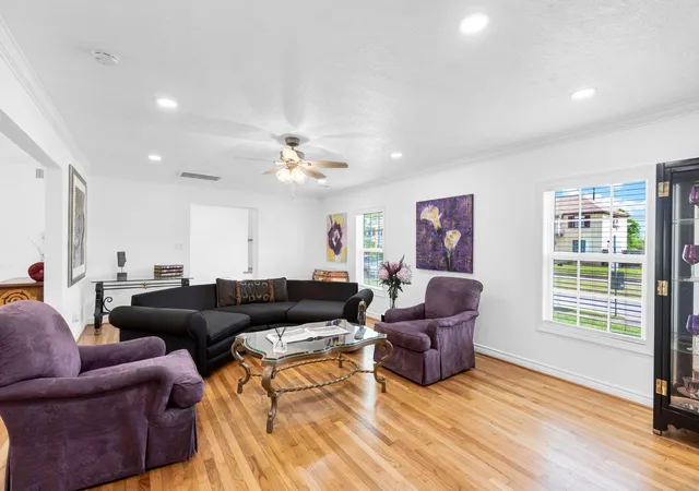Photo 3 of Single family home for sale at 3224 Southmore Blvd, Houston, TX 77004 | MLS# 96310373 | Listing updated on 2026-09-06