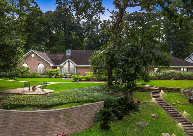 Photo 1 of Single family home for sale at 13710 Lost Crk Rd, Tomball, TX 77375 | MLS# 37024937 | Listing updated on 2026-10-07