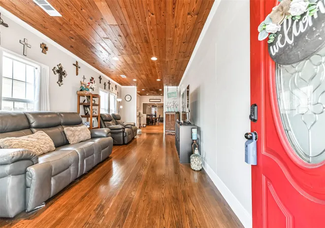 Photo 2 of Single family home for sale at 5220 Ave P 1/2, Galveston, TX 77551 | MLS# 62498072 | Listing updated on 2026-09-14