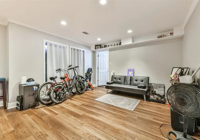 Photo 4 of Single family home for sale at 5220 Ave P 1/2, Galveston, TX 77551 | MLS# 62498072 | Listing updated on 2026-09-14