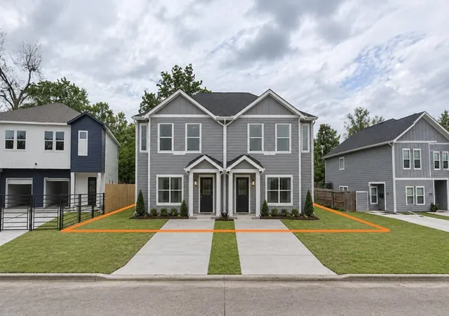 Photo 1 of Land for sale at 4129 Clover St, Houston, TX 77051 | MLS# 34282245 | Listing updated on 2026-09-14