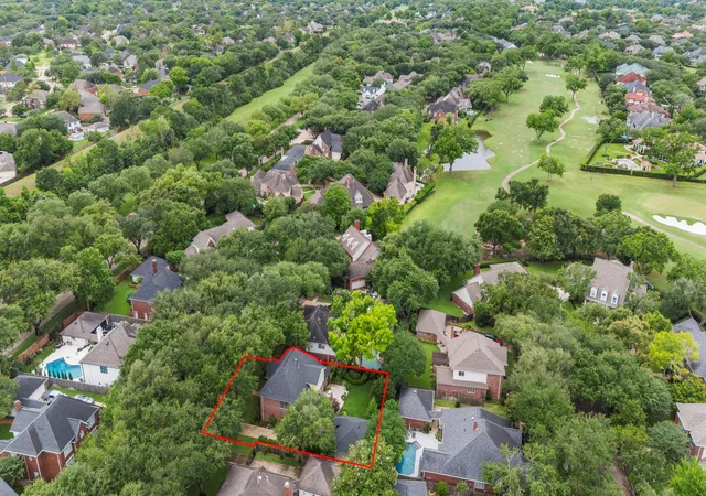 Photo 3 of Single family home for sale at 23 Saint Simons Ct, Sugar Land, TX 77479 | MLS# 9287257 | Listing updated on 2026-10-10