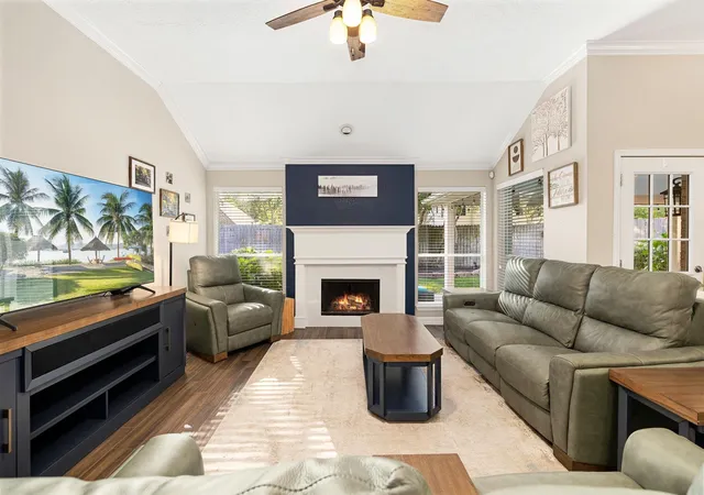 Photo 1 of Single family home for sale at 5104 Carefree Dr, League City, TX 77573 | MLS# 64521696 | Listing updated on 2026-09-13