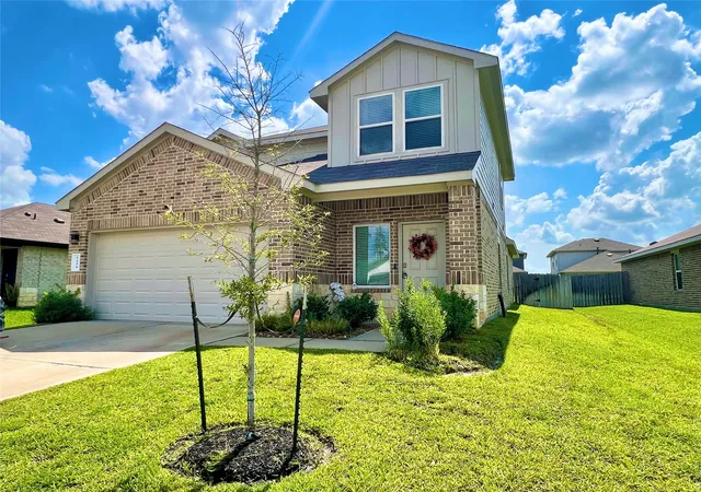 Photo 2 of Single family home for sale at 5226 Castlebury Meadows Dr, Spring, TX 77373 | MLS# 93466182 | Listing updated on 2026-09-09