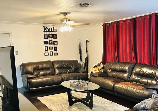 Photo 2 of Single family home for sale at 1802 14th Avenue N, Texas City, TX 77590 | MLS# 38110234 | Listing updated on 2026-10-08