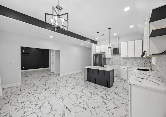 Single family home for sale at 8824 Leander St, Houston, TX 77012 | MLS# 14353434