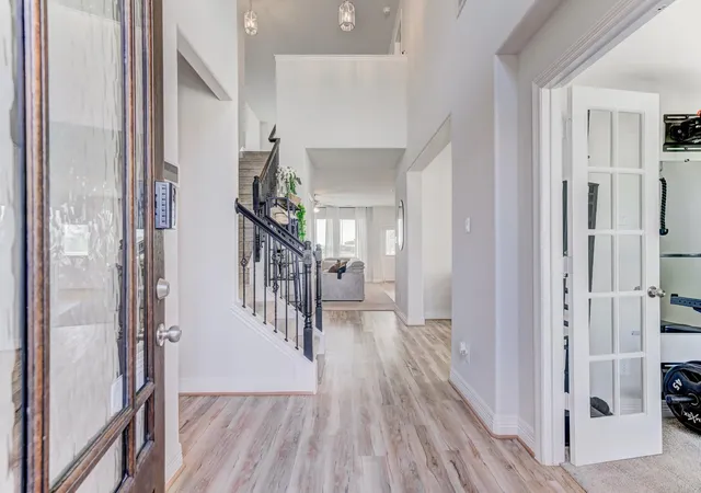 Photo 3 of Single family home for sale at 1926 Temple Grv Dr, Rosharon, TX 77583 | MLS# 16203710 | Listing updated on 2026-09-05