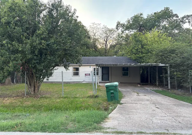 Photo 1 of Single family home for sale at 10010 Cathedral Dr, Houston, TX 77051 | MLS# 66207204 | Listing updated on 2026-09-24