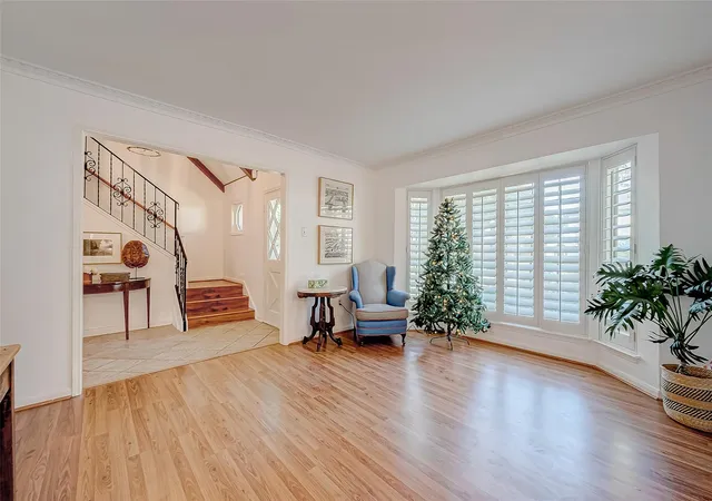 Photo 40 of Single family home for sale at 1619 Crystal Hills Dr, Houston, TX 77077 | MLS# 2291028 | Listing updated on 2026-10-08
