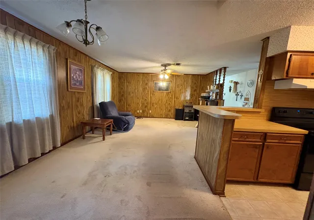 Photo 3 of Single family home for sale at 1006 Lee Rd, Columbus, TX 78934 | MLS# 65652924 | Listing updated on 2026-09-07