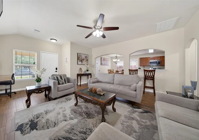 Photo 3 of Single family home for sale at 7523 Stallion Trl Dr, Humble, TX 77338 | MLS# 31863173 | Listing updated on 2026-10-09