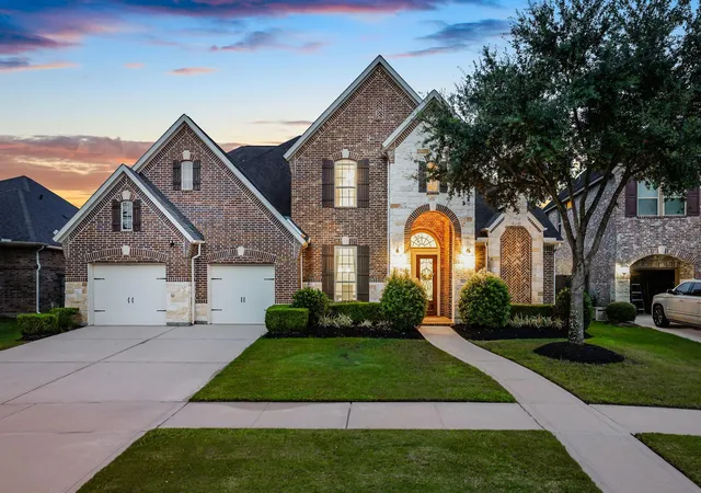 Photo 2 of Single family home for sale at 5119 Kendalia Cloud Ln, Fulshear, TX 77441 | MLS# 61363528 | Listing updated on 2026-09-19