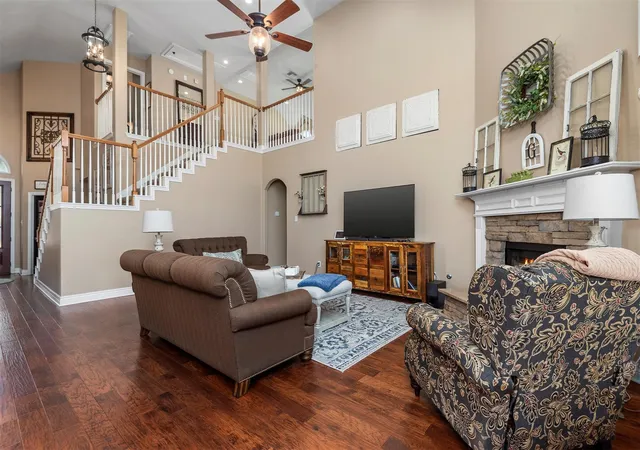 Photo 3 of Single family home for sale at 2210 Dorman Ct, Katy, TX 77494 | MLS# 28203694 | Listing updated on 2026-09-17