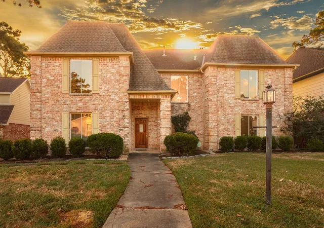 Photo 3 of Single family home for sale at 8111 Northbridge Dr, Spring, TX 77379 | MLS# 49818689 | Listing updated on 2026-09-21