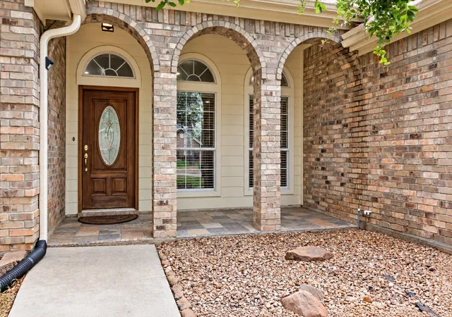 Photo 3 of Sale Pending at 15690 Corinthian Way, Willis, TX 77318 | MLS# 14132923 | Listing updated on 2026-10-02