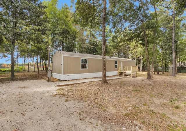 Photo 4 of Single family home for sale at 27378 Kingport Dr, Splendora, TX 77372 | MLS# 18290139 | Listing updated on 2026-09-11