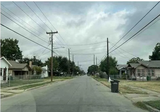 Photo 3 of Single family home for sale at 321 E Mayfield Blvd, San Antonio, TX 78214 | MLS# 26133204 | Listing updated on 2026-09-15