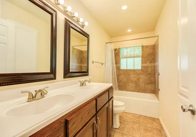 Photo 26 of Single family home for sale at 101 Irwin Rd, West Columbia, TX 77486 | MLS# 31782647 | Listing updated on 2026-10-06