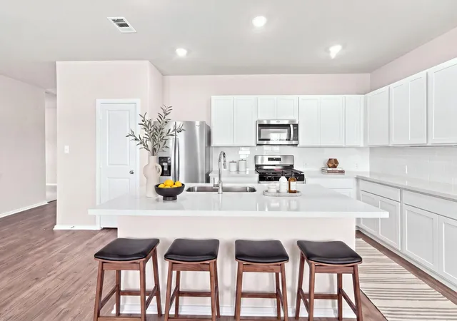 Photo 2 of Single family home for sale at 202 Orchard Laurel Dr, Alvin, TX 77511 | MLS# 4215019 | Listing updated on 2026-09-18