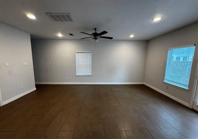 Photo 3 of Single family home for sale at 8205 Oak Knoll Ln #A, Houston, TX 77028 | MLS# 24319308 | Listing updated on 2026-09-24