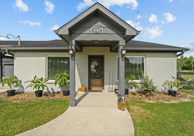 Photo 3 of Single family home for sale at 4724 1st Sgt Israel Almendarez St, Alvin, TX 77511 | MLS# 8623600 | Listing updated on 2026-09-15