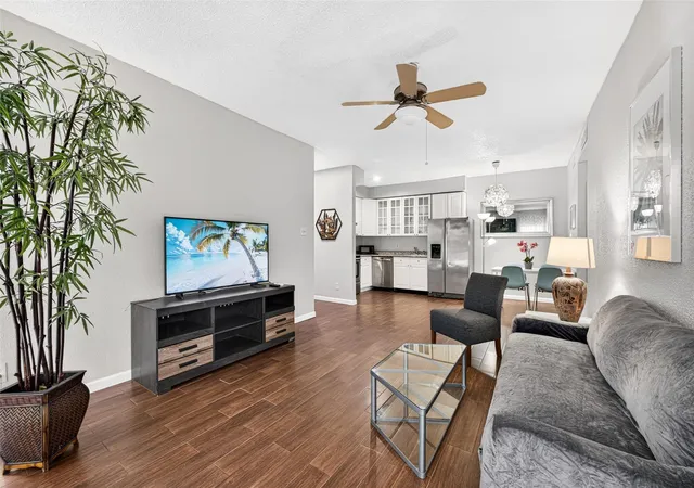 Photo 3 of Condo for sale at 10047 Westpark Dr #65, Houston, TX 77042 | MLS# 89855438 | Listing updated on 2026-09-15
