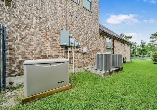 Photo 3 of Single family home for sale at 21011 Atascocita Point Dr, Humble, TX 77346 | MLS# 41738145 | Listing updated on 2026-10-04