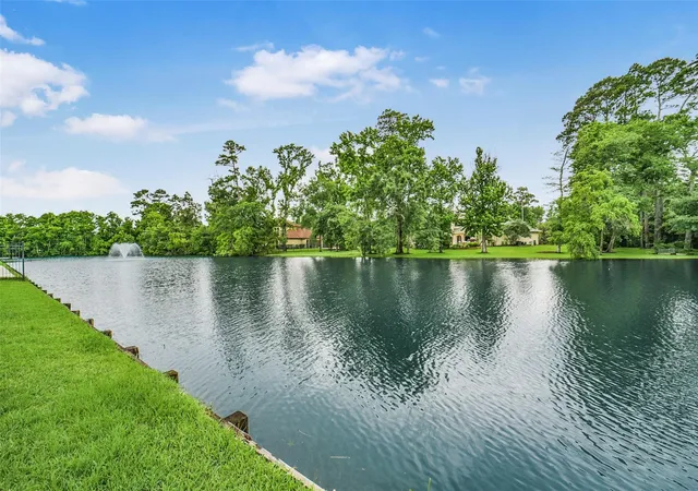 Photo 4 of Single family home for sale at 21011 Atascocita Point Dr, Humble, TX 77346 | MLS# 41738145 | Listing updated on 2026-10-04