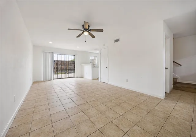 Photo 3 of Townhouse for sale at 6645 Wanda Ln, Houston, TX 77074 | MLS# 59256859 | Listing updated on 2026-09-16